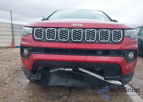 2025 Jeep Compass Limited 4X4 z USA, uszkodzony, nr VIN 3C4NJDCNXST550362